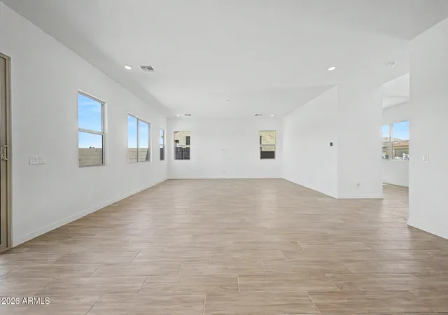 Photo 4 of Single family home for sale at 432 W Flax Dr, San Tan Valley, AZ 85140 | MLS# 6960607 | Listing updated on 2026-09-16