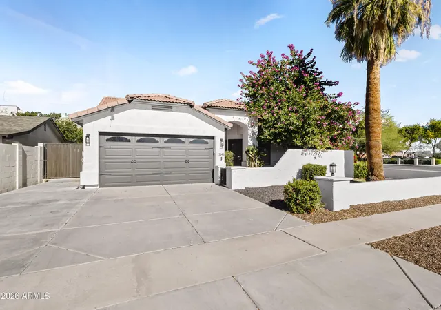 1st image of 3146 E Monterosa St, Phoenix, AZ 85016 | MLS# 6960891