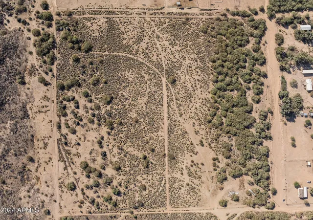 Photo 2 of Land for sale at 0 W Carver Rd #2, Arlington, AZ 85322 | MLS# 6965279 | Listing updated on 2026-08-31