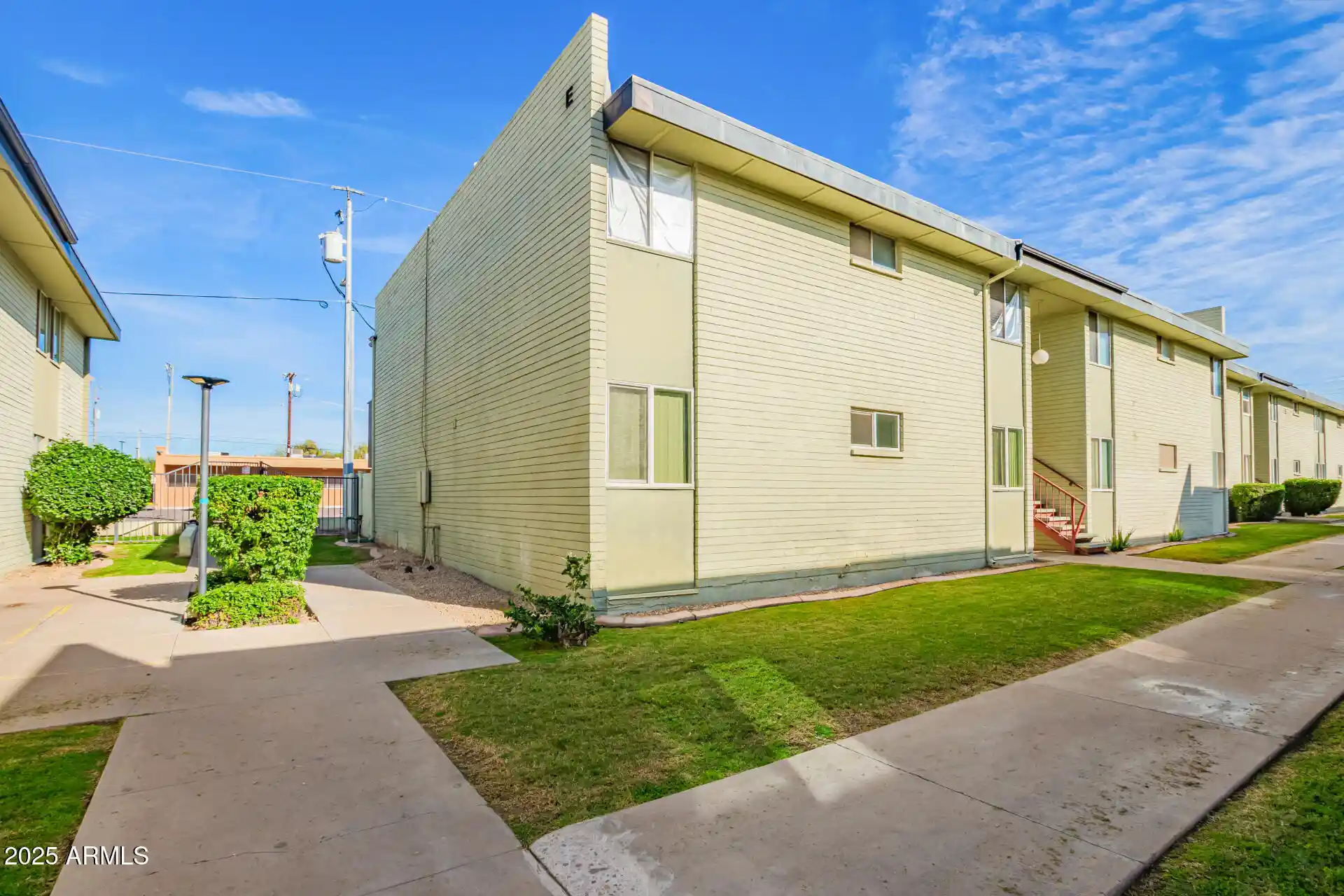 Listing Photo 2 - Condo for sale in 6767 N 7Th St located at 6767 N 7Th St, Phoenix, AZ 85014 - Unit #217
