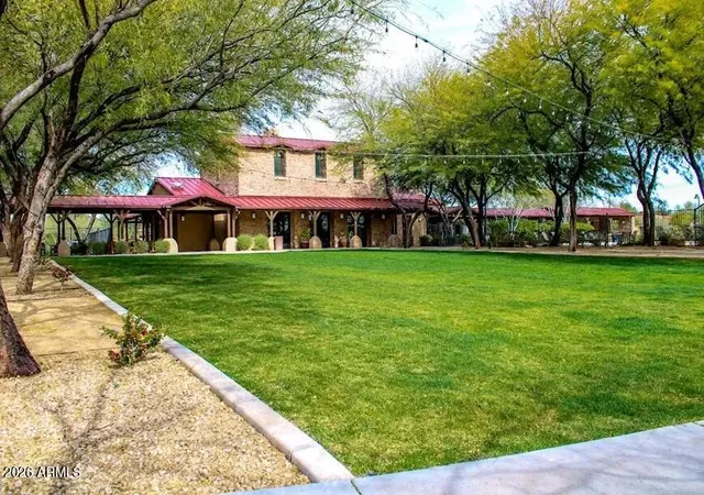 35th image of 2034 W Sleepy Ranch Rd, Phoenix, AZ 85085 | MLS# 6961978