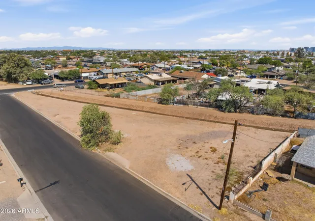5th image of 820 E Chipman Rd #1, Phoenix, AZ 85040 | MLS# 6962362