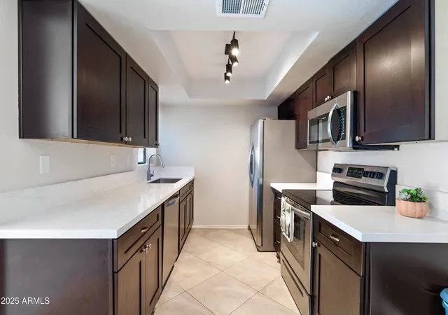 Photo 3 of Townhouse at 6480 N 82nd Street #1116, Scottsdale, AZ 85250 | MLS# 6962388 |  | Sold on 2026-03-12