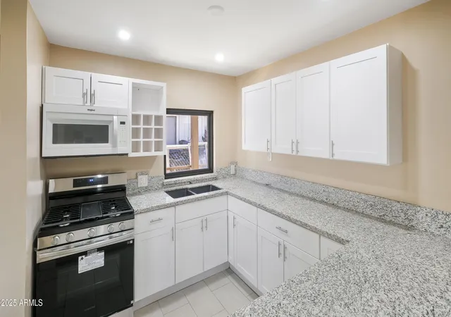 3rd image of 2333 W Coolidge St, Phoenix, AZ 85015 | MLS# 6962602
