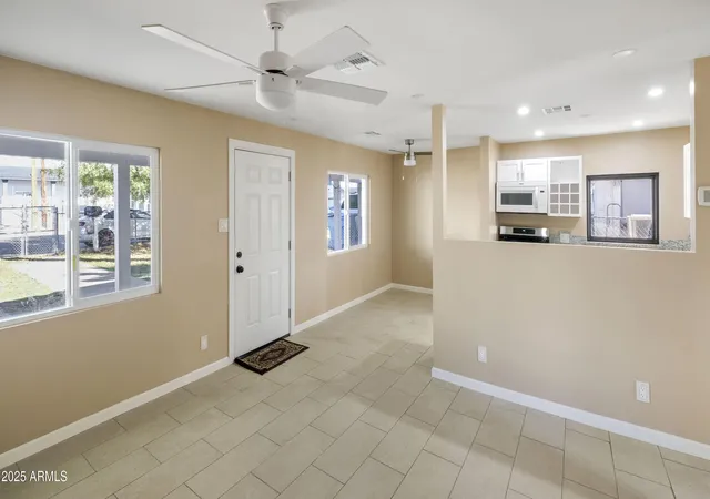 5th image of 2333 W Coolidge St, Phoenix, AZ 85015 | MLS# 6962602