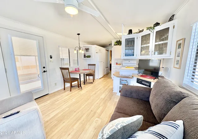 Photo 3 of Manufactured home for sale at 111 S Greenfield Rd #589, Mesa, AZ 85206 | MLS# 6962828 | Listing updated on 2026-09-16