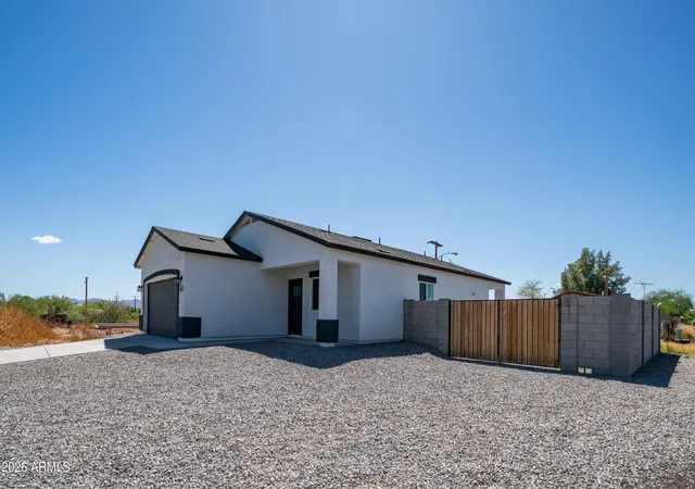 Homes for sale in Wittmann, AZ | 32112 W Palo Verde St, Wittmann, AZ 85361 | MLS# 6963230
