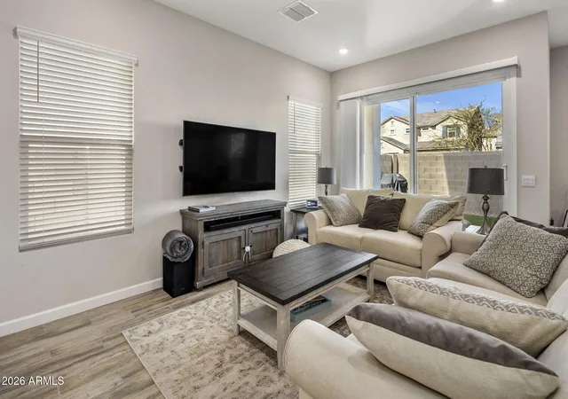 Photo 3 of Townhouse for sale at 5024 E Campo Bello Dr, Scottsdale, AZ 85254 | MLS# 7038539 | Listing updated on 2026-09-12