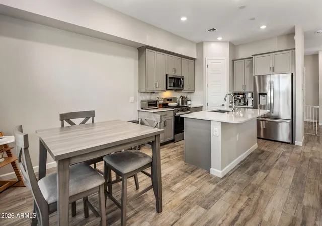 Photo 4 of Townhouse for sale at 5024 E Campo Bello Dr, Scottsdale, AZ 85254 | MLS# 7038539 | Listing updated on 2026-09-12
