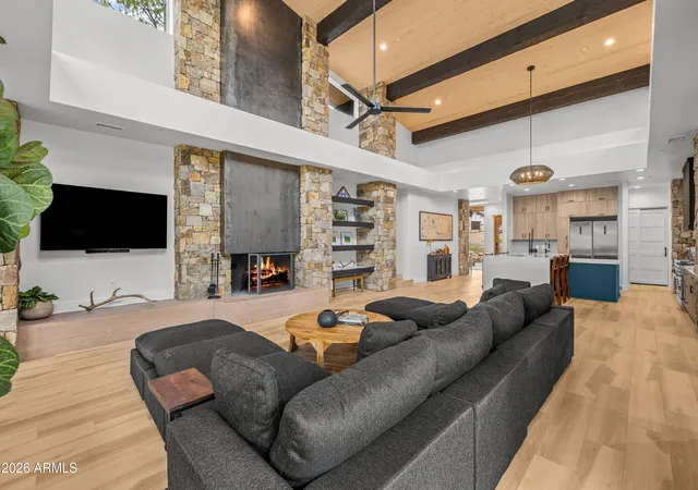 Photo 3 of Sale Pending at 3560 S Clubhouse Cir, Flagstaff, AZ 86005 | MLS# 6963358 | Listing updated on 2026-07-25