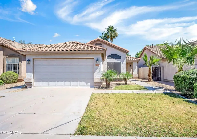 Homes for sale in Chandler, AZ | 1284 W Kingbird Dr, Chandler, AZ 85286 | MLS# 7026382