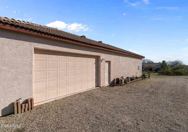 Photo 2 of Single family home for sale at 35675 S Calico Cir, Wickenburg, AZ 85390 | MLS# 6963740 | Listing updated on 2026-02-27