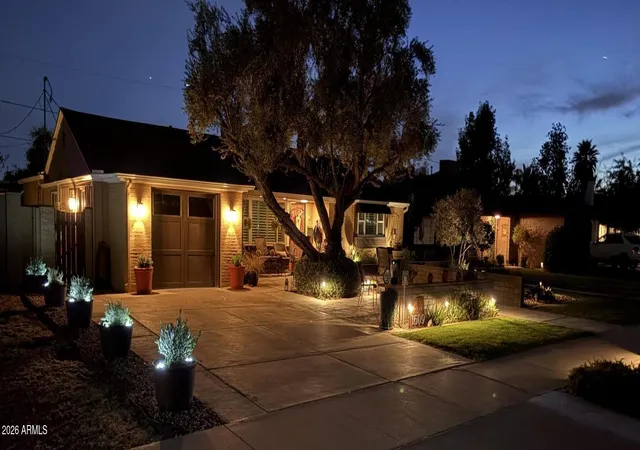 Homes for sale in Phoenix, AZ | 1609 W Virginia Ave, Phoenix, AZ 85007 | MLS# 7004679