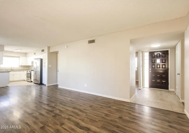 Homes for sale in Glendale, AZ | 7642 N 46Th Ave, Glendale, AZ 85301 | MLS# 6964023