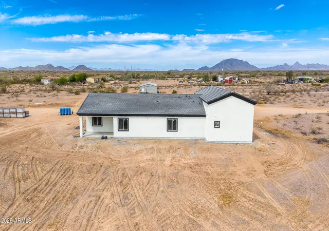 Homes for sale in Tonopah, AZ | 5853 N 425Th Ave, Tonopah, AZ 85354 | MLS# 6964686