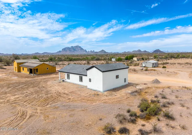 Homes for sale in Tonopah, AZ | 5853 N 425Th Ave, Tonopah, AZ 85354 | MLS# 6964686