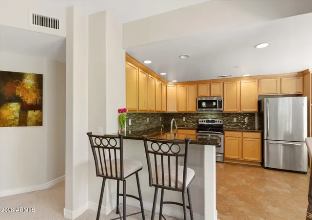 Homes for sale in Phoenix, AZ | 21320 N 56Th St #2065, Phoenix, AZ 85054 | MLS# 6967218