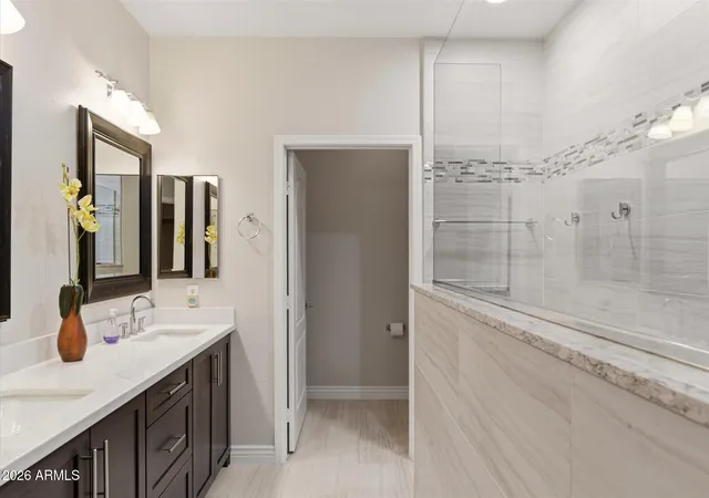 Homes for sale in Phoenix, AZ | 21320 N 56Th St #2065, Phoenix, AZ 85054 | MLS# 6967218