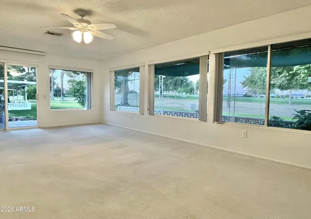 Photo 3 of Townhouse for sale at 9718 W Oak Ridge Dr, Sun City, AZ 85351 | MLS# 6977692 | Listing updated on 2026-09-18