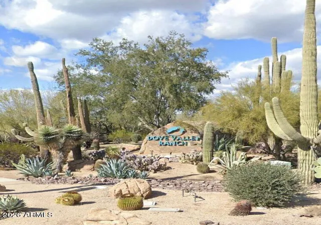 Photo 1 of Land for sale at 0 Se Black Mountain Pkwy #Q, Cave Creek, AZ 85331 | MLS# 6965445 | Listing updated on 2026-01-14