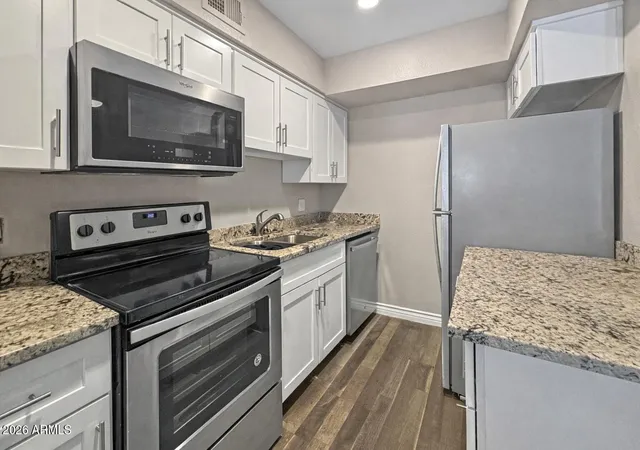 Homes for sale in Phoenix, AZ | 4410 N Longview Ave #208, Phoenix, AZ 85014 | MLS# 6990584