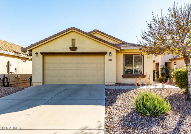 Photo 1 of Single family home for sale at 959 W Desert Seasons Dr, San Tan Valley, AZ 85143 | MLS# 6965944 | Listing updated on 2026-09-28