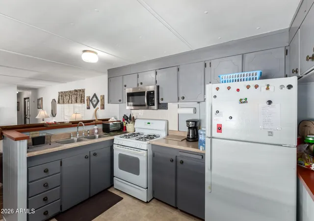 Homes for sale in Apache Junction, AZ | 11425 E University Dr #114, Apache Junction, AZ 85120 | MLS# 6965808
