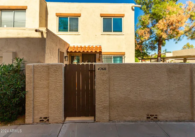 Photo 3 of Townhouse for sale at 4260 N 81st Street, Scottsdale, AZ 85251 | MLS# 6966903 | Listing updated on 2026-10-28