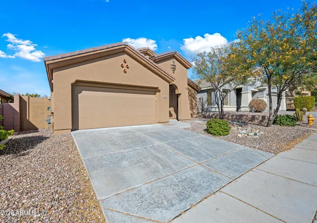 Photo 2 of Single family home for sale at 41432 N Bent Crk Way, Phoenix, AZ 85086 | MLS# 6966934 | Listing updated on 2026-09-04