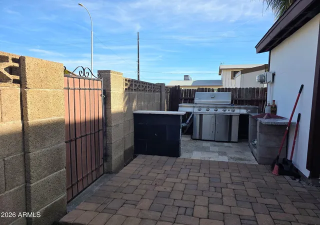 11th image of 7123 W Hazelwood St, Phoenix, AZ 85033 | MLS# 6967335