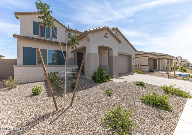 Photo 2 of Sale Pending at 43499 N Wollemi St, San Tan Valley, AZ 85140 | MLS# 6967707 | Listing updated on 2026-09-12