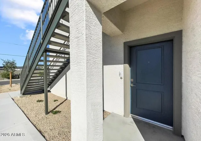 Photo 4 of Townhouse for sale at 17444 N 32nd Street, Phoenix, AZ 85032 | MLS# 6967933 | Listing updated on 2026-08-25