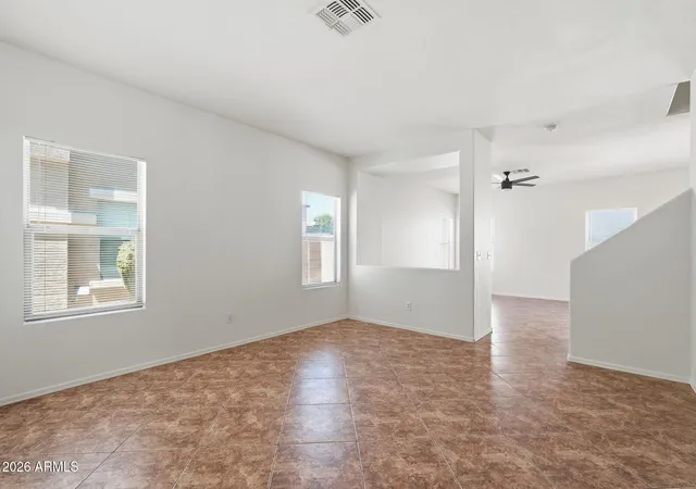 Photo 3 of Single family home for sale at 9527 N 82nd Lane, Peoria, AZ 85345 | MLS# 6970050 | Listing updated on 2026-08-11