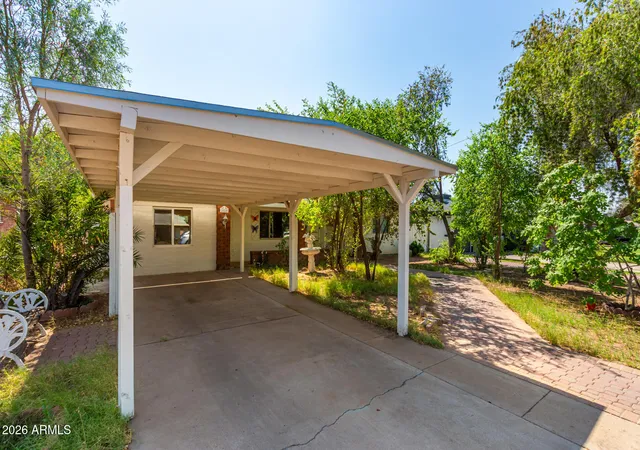 Photo 1 of Single family home for sale at 2825 N 33rd Place, Phoenix, AZ 85008 | MLS# 6999310 | Listing updated on 2026-04-24