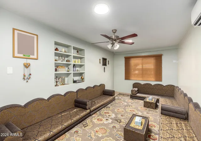 Photo 4 of Single family home for sale at 2825 N 33rd Place, Phoenix, AZ 85008 | MLS# 6999310 | Listing updated on 2026-04-24