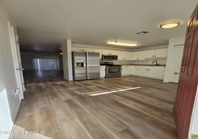 2nd image of 3408 W Mclellan Blvd, Phoenix, AZ 85017 | MLS# 6969334