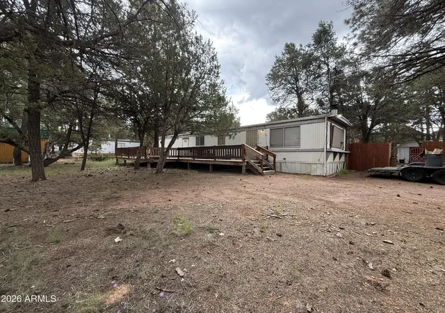 Homes for sale in Overgaard, AZ | 2953 Wildcat Trl, Overgaard, AZ 85933 | MLS# 6970335