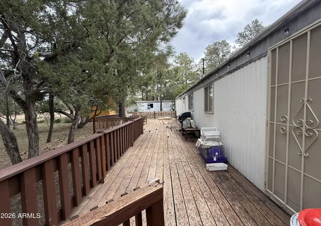 Homes for sale in Overgaard, AZ | 2953 Wildcat Trl, Overgaard, AZ 85933 | MLS# 6970335