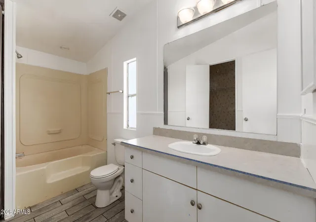 Photo 4 of Manufactured home for sale at 54073 W Stallion Rd, Maricopa, AZ 85139 | MLS# 6971386 | Listing updated on 2026-08-11