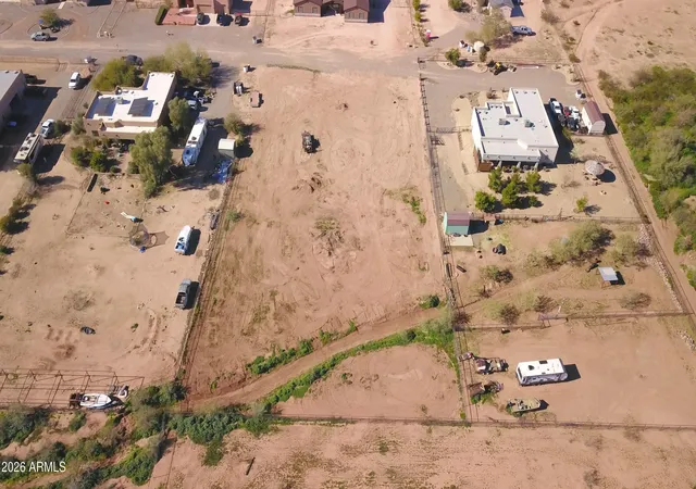 Photo 4 of Land for sale at Xxx N 252nd Drive, Wittmann, AZ 85361 | MLS# 6971269 | Listing updated on 2026-08-20