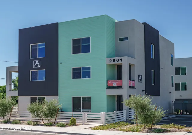 Homes for sale in Phoenix, AZ | 2601 E Clarendon Ave #2, Phoenix, AZ 85016 | MLS# 6972213