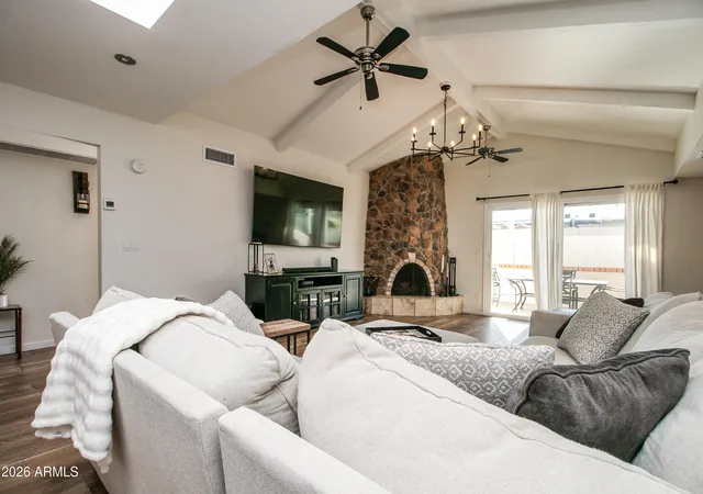 Photo 4 of Townhouse for sale at 7631 E Medlock Dr, Scottsdale, AZ 85250 | MLS# 6974161 | Listing updated on 2026-08-03