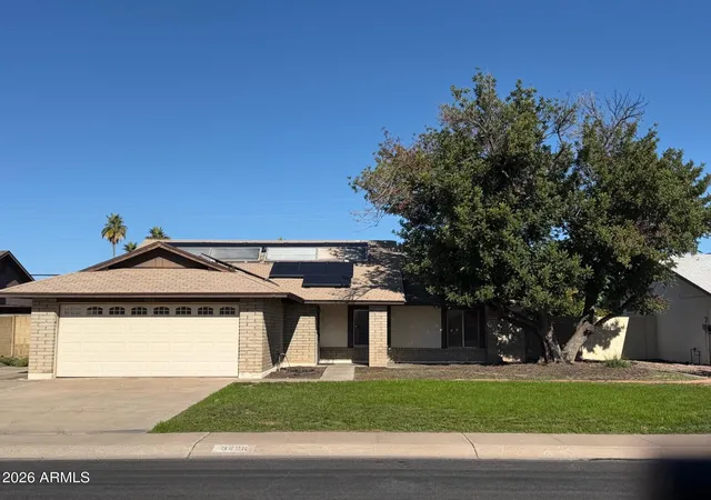 Photo 1 of Sale Pending at 3426 W Juniper Ave, Phoenix, AZ 85053 | MLS# 6971720 | Listing updated on 2026-07-04
