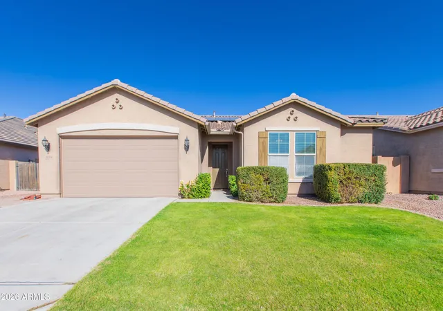 Photo 4 of Sale Pending at 2024 W Rains Way, San Tan Valley, AZ 85144 | MLS# 6973603 | Listing updated on 2026-09-04