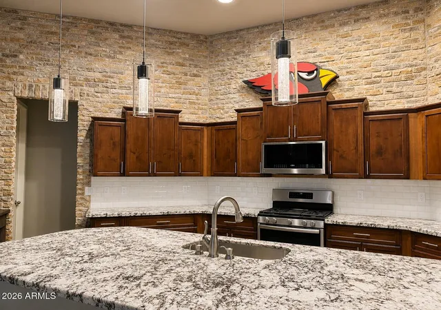 5th image of 817 W Ardmore Rd, Phoenix, AZ 85041 | MLS# 6972743