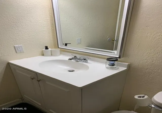 3rd image of 8214 W Sells Dr, Phoenix, AZ 85033 | MLS# 6972102