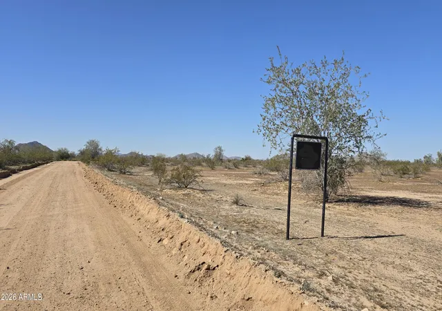 Photo 4 of Sale Pending at 46xx N Ralston Rd, Maricopa, AZ 85139 | MLS# 6977925 | Listing updated on 2026-07-28