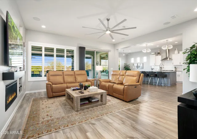 4th image of 26398 W Oraibi Dr, Buckeye, AZ 85396 | MLS# 6975292