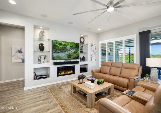 5th image of 26398 W Oraibi Dr, Buckeye, AZ 85396 | MLS# 6975292