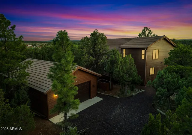 Homes for sale in Overgaard, AZ | 2781 Air Park Dr, Overgaard, AZ 85933 | MLS# 6972611